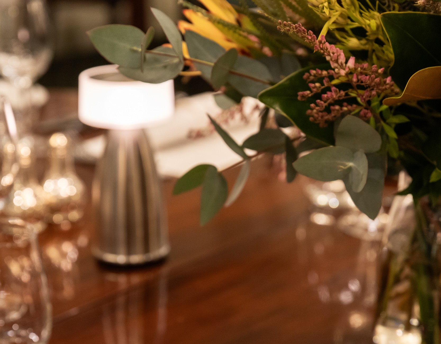 Table setting with flowers