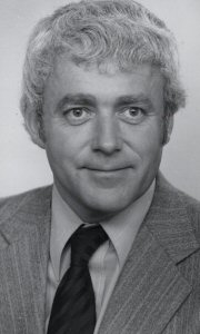 Robert James Graham